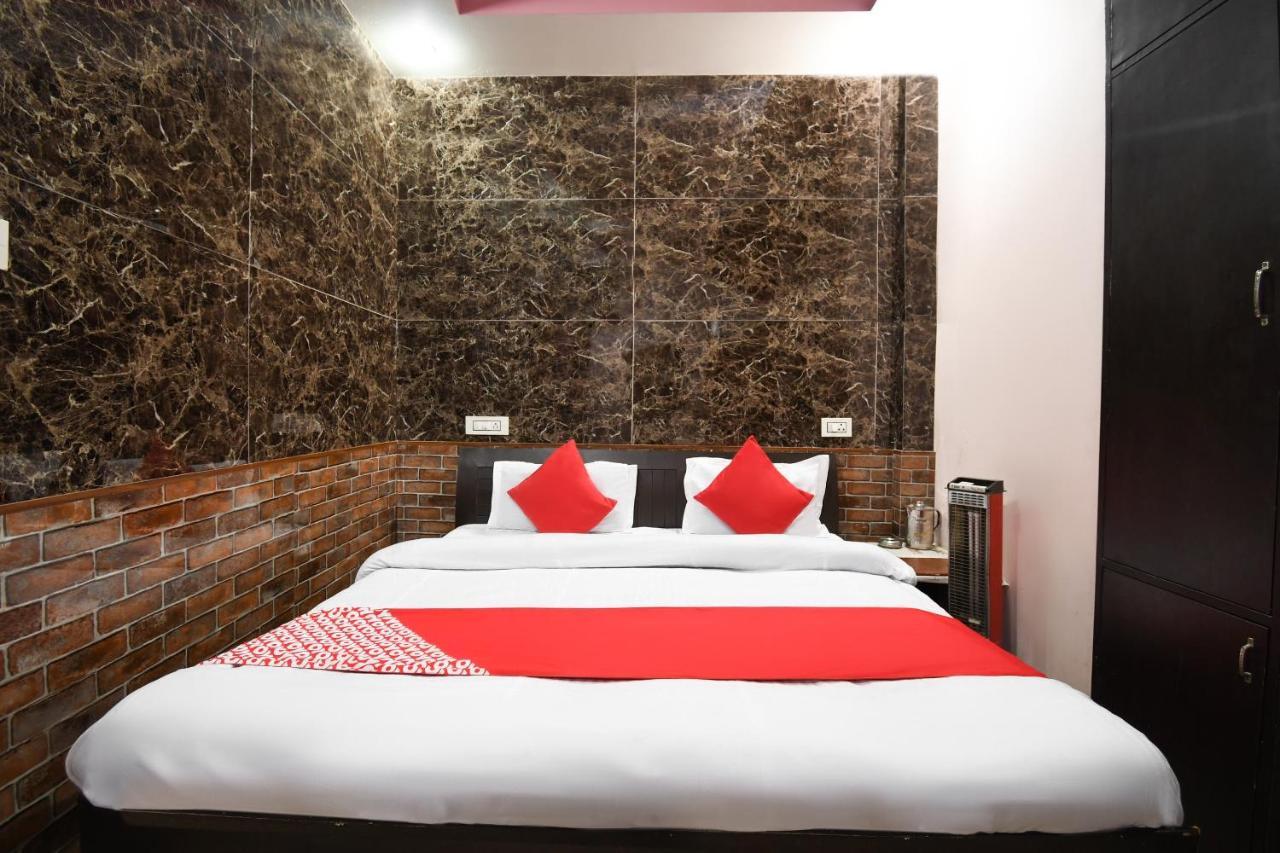 Una  Oyo 67033 Hotel Sahil Plaza מראה חיצוני תמונה