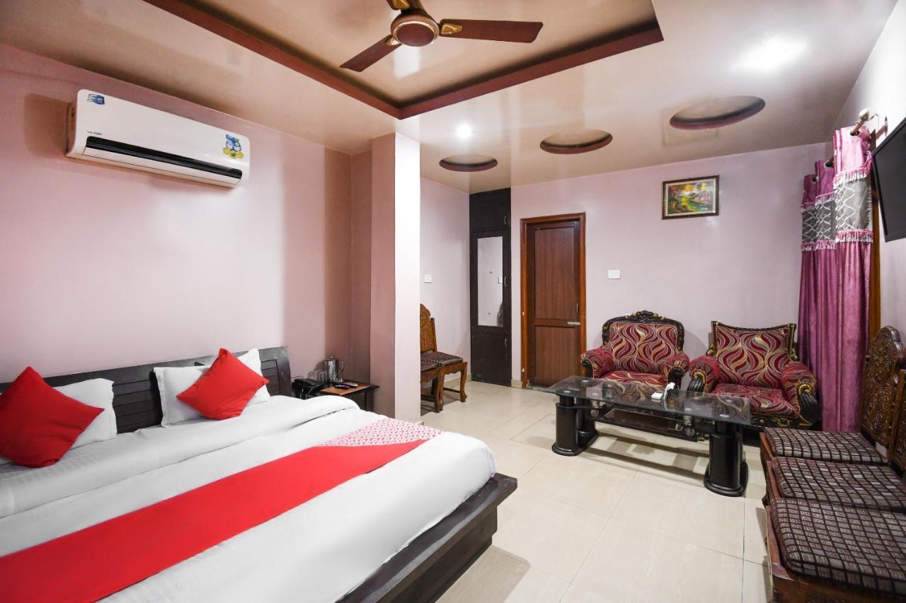 Una  Oyo 67033 Hotel Sahil Plaza מראה חיצוני תמונה