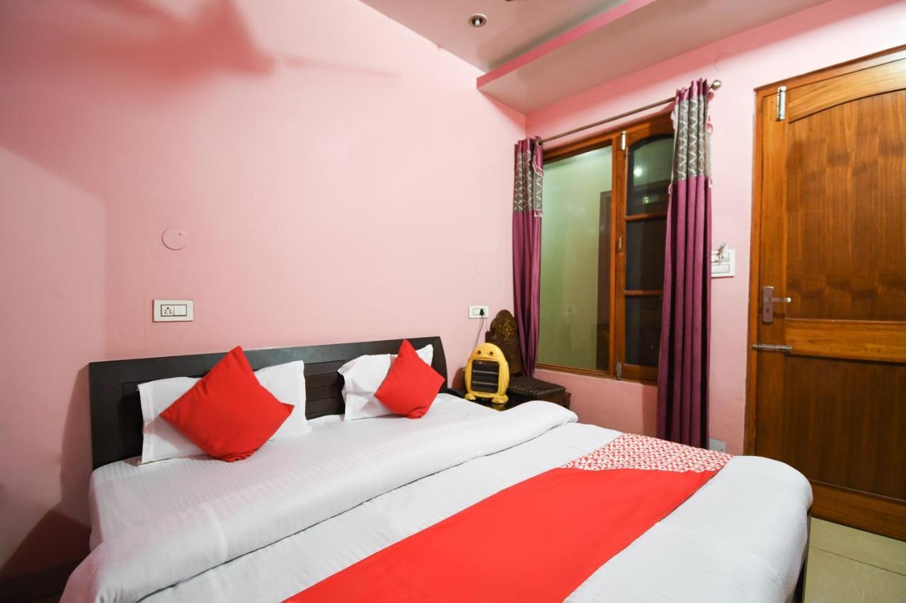Una  Oyo 67033 Hotel Sahil Plaza מראה חיצוני תמונה