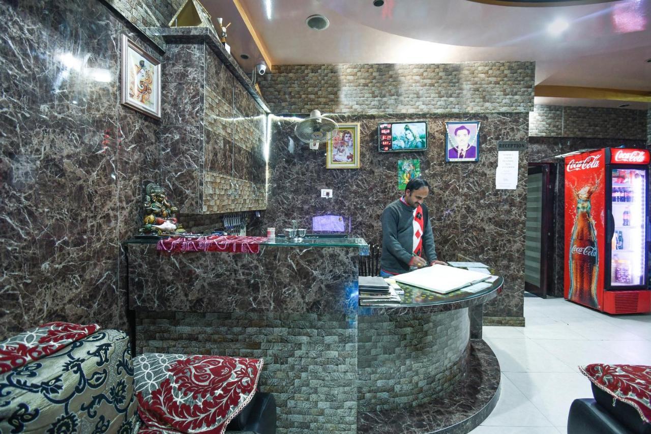 Una  Oyo 67033 Hotel Sahil Plaza מראה חיצוני תמונה