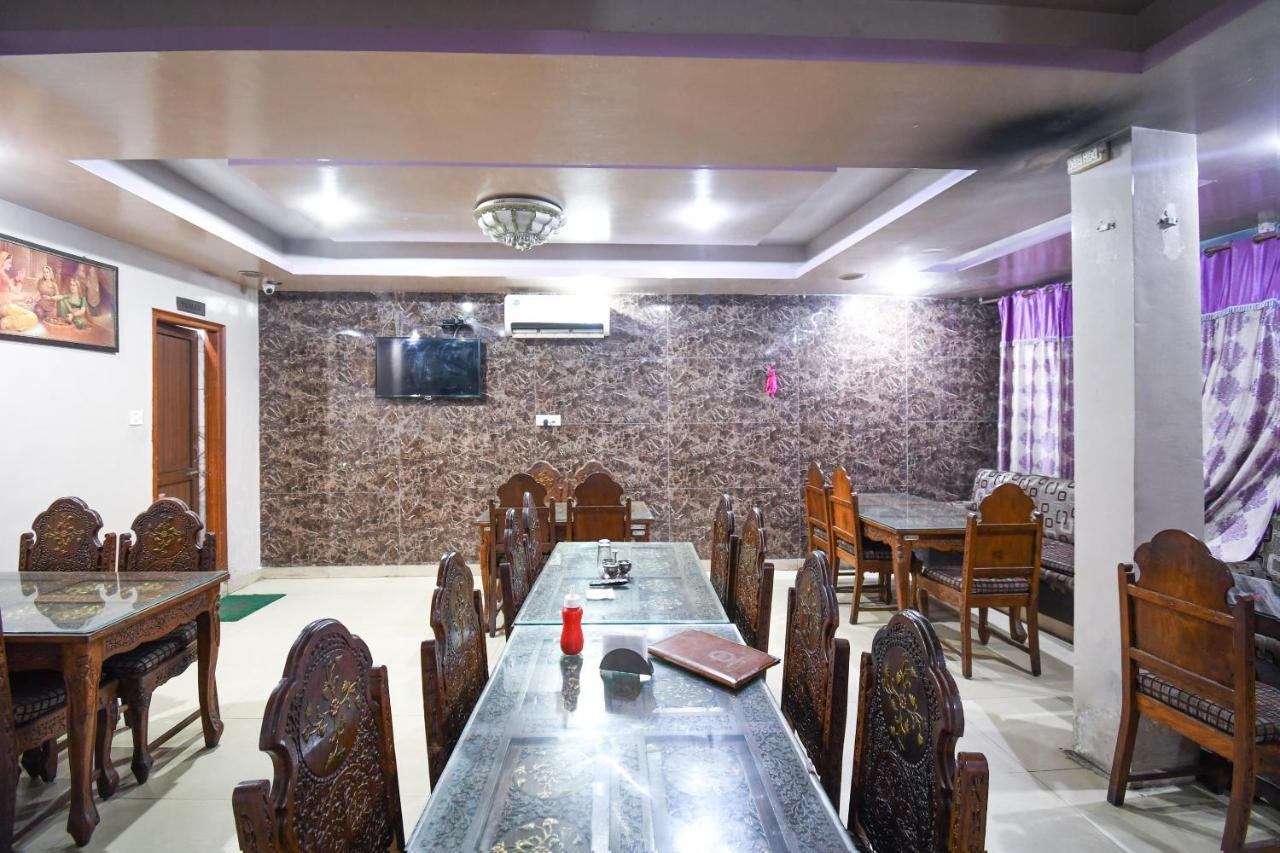 Una  Oyo 67033 Hotel Sahil Plaza מראה חיצוני תמונה